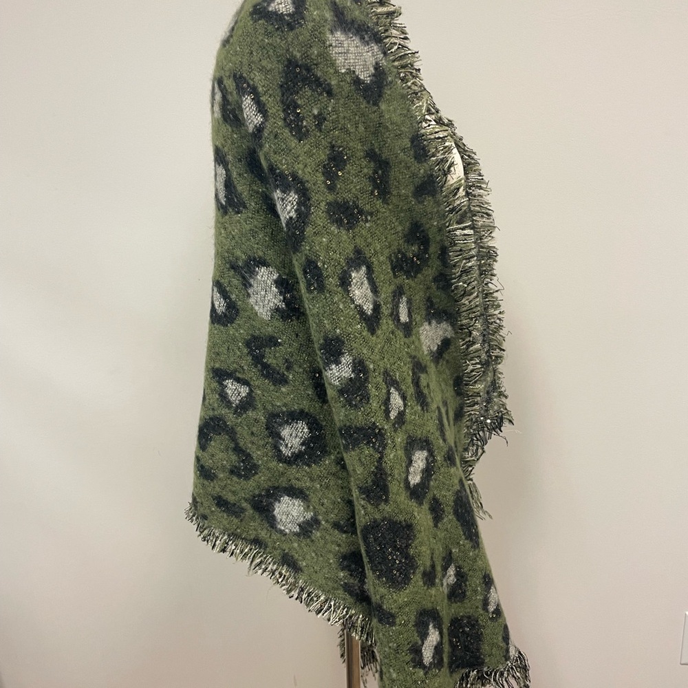 Green Leopard Print Shawl
